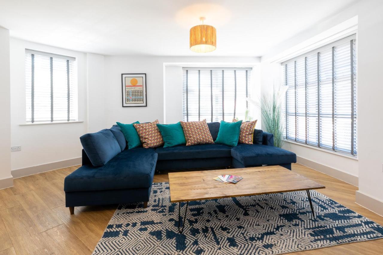X-Large Two Bedroom & Two Bathroom Apartment With Free Evening Parking Southampton Exterior photo