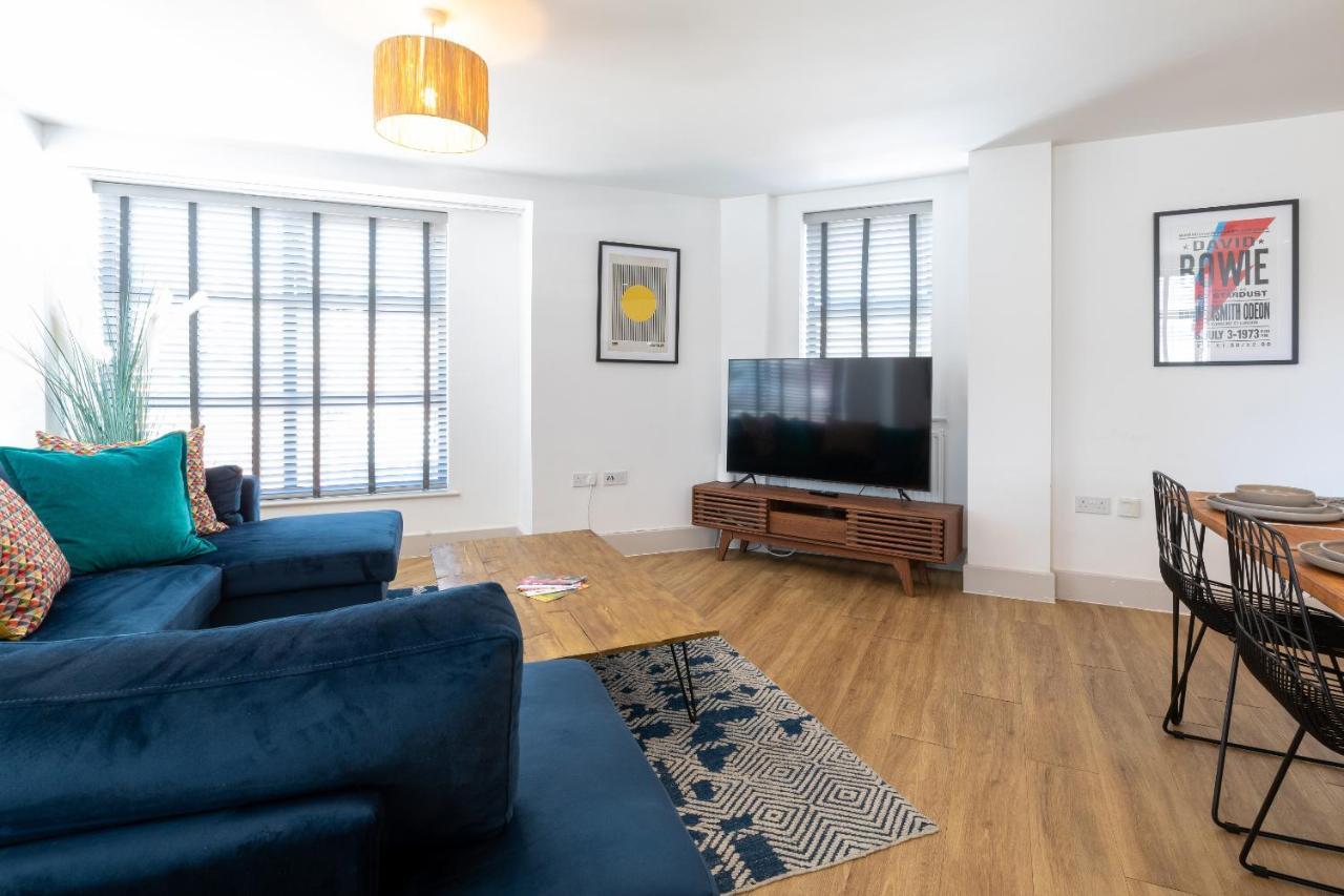 X-Large Two Bedroom & Two Bathroom Apartment With Free Evening Parking Southampton Exterior photo